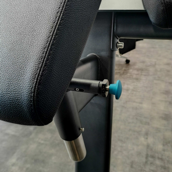 Глют-машина. Ягодичные. DHZ E7024JZ (Стек 135 кг)